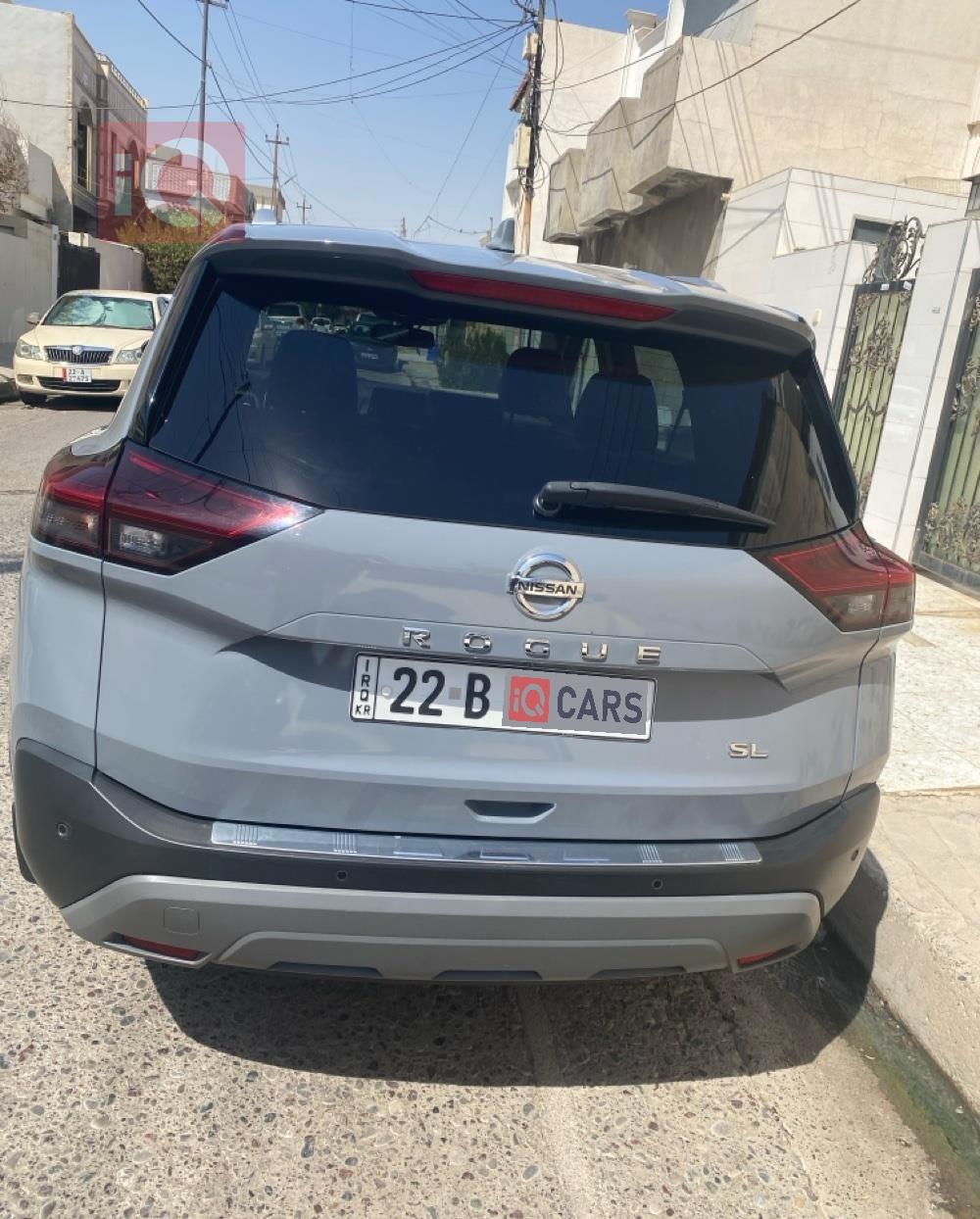 نیسان رۆگ